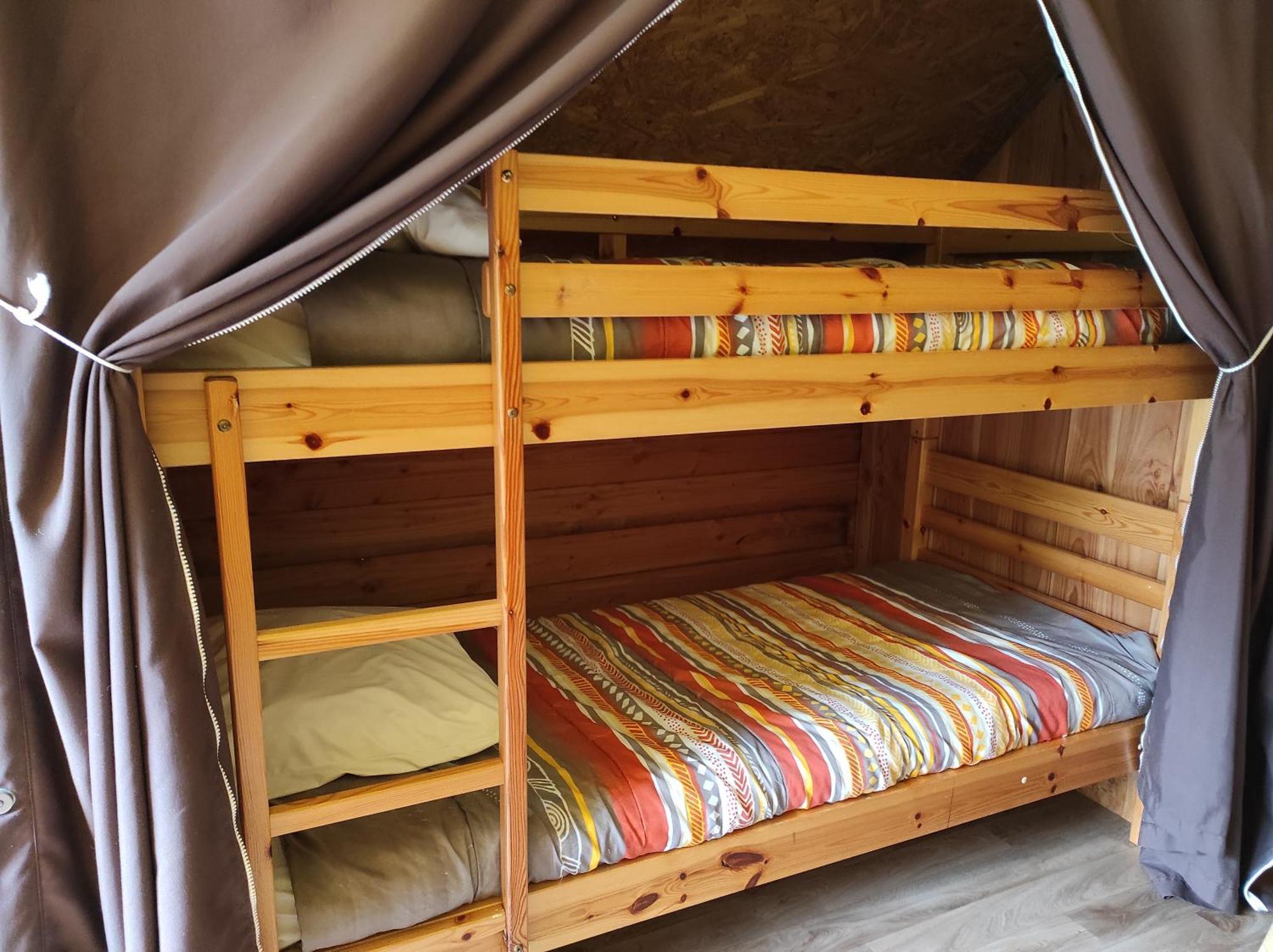 Camping Le Rouge Gorge **** 10' Puy Du Fou Saint-Laurent-sur-Sèvre Eksteriør billede