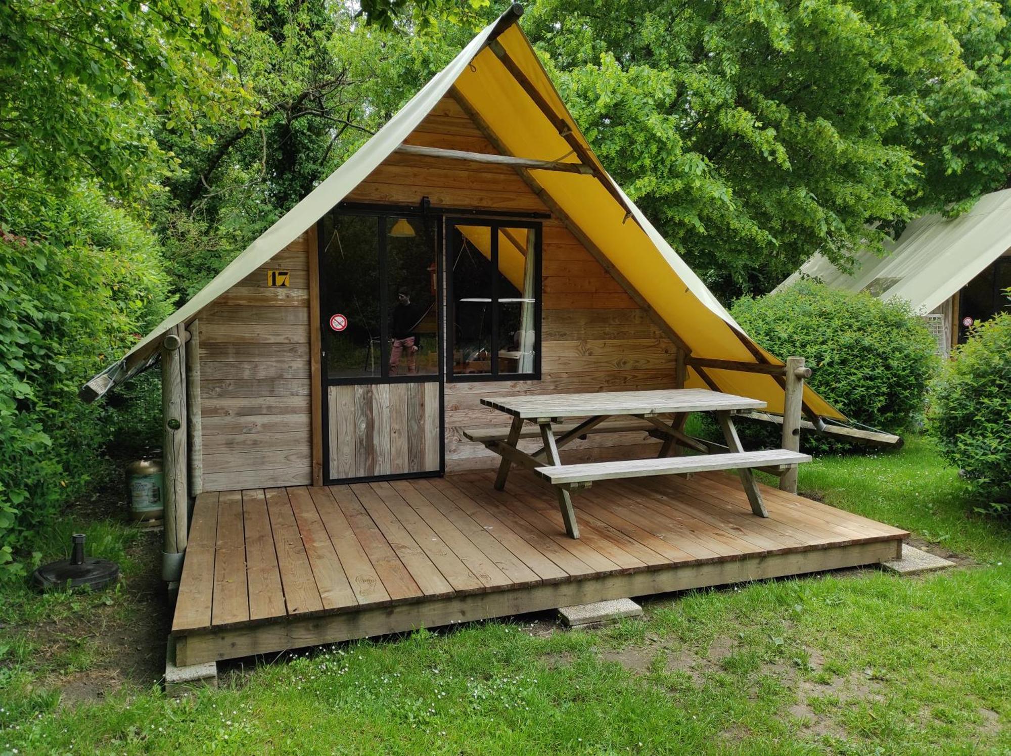 Camping Le Rouge Gorge **** 10' Puy Du Fou Saint-Laurent-sur-Sèvre Eksteriør billede