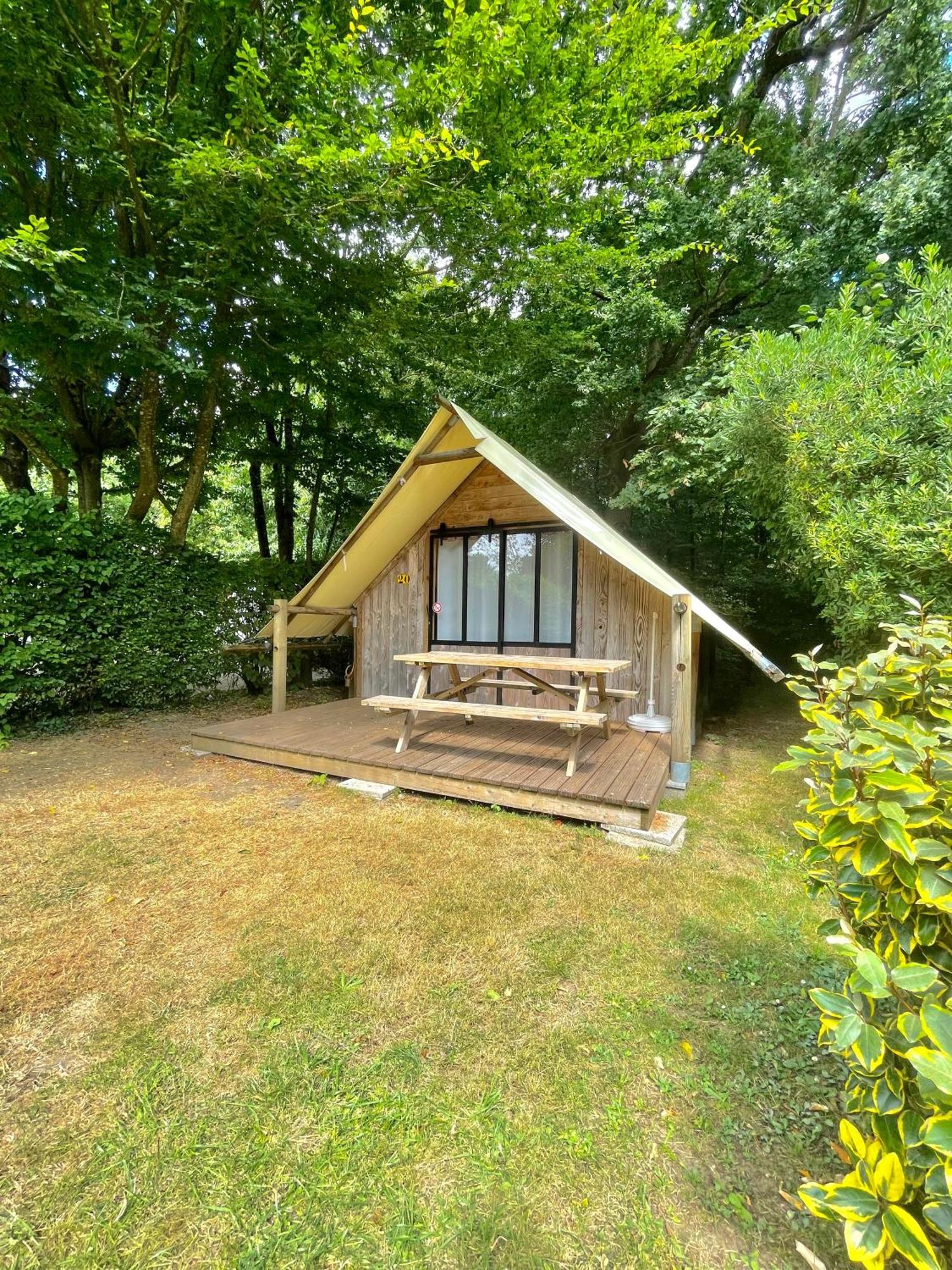 Camping Le Rouge Gorge **** 10' Puy Du Fou Saint-Laurent-sur-Sèvre Eksteriør billede