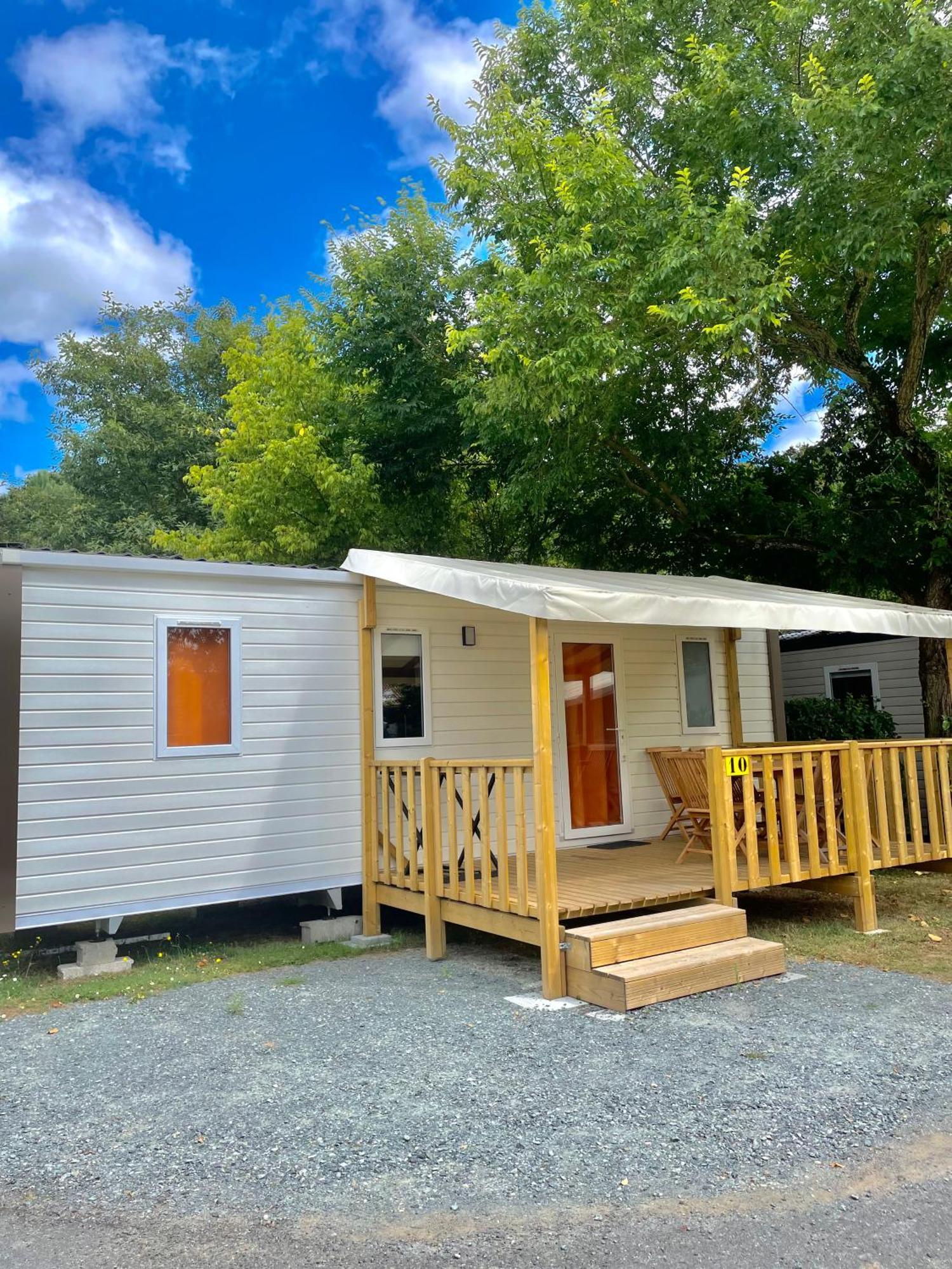 Camping Le Rouge Gorge **** 10' Puy Du Fou Saint-Laurent-sur-Sèvre Eksteriør billede