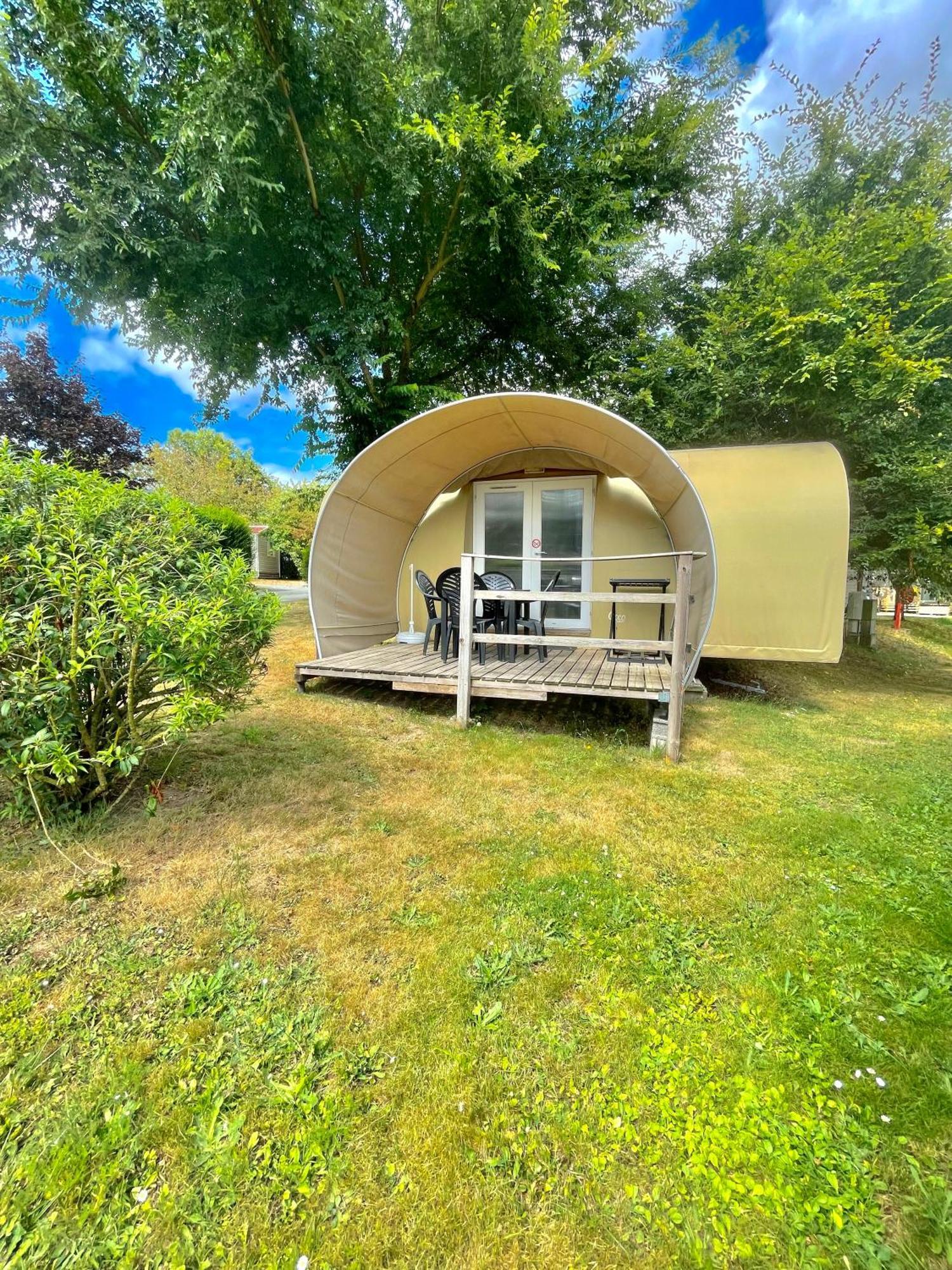 Camping Le Rouge Gorge **** 10' Puy Du Fou Saint-Laurent-sur-Sèvre Eksteriør billede